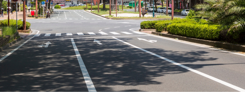 「徒歩」か「路面電車」の2択